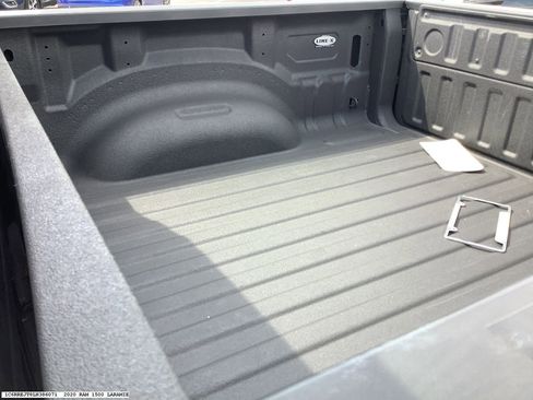 Used 2020 RAM 1500 Laramie RWD image 17