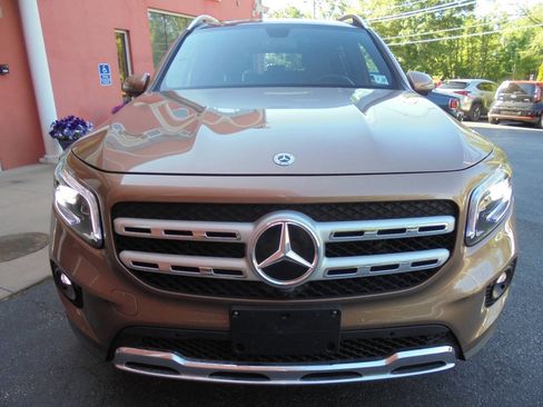 Used 2022 Mercedes-Benz GLB 250 4MATIC image 6