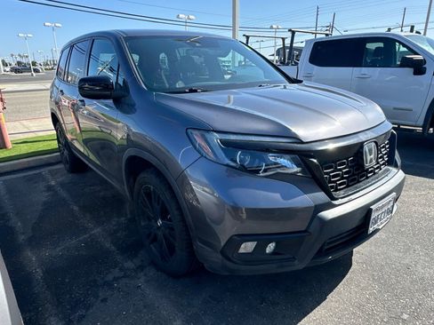 Used 2021 Honda Passport Sport image 2