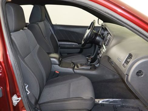 Used 2020 Dodge Charger SXT w/ Blacktop Package image 19