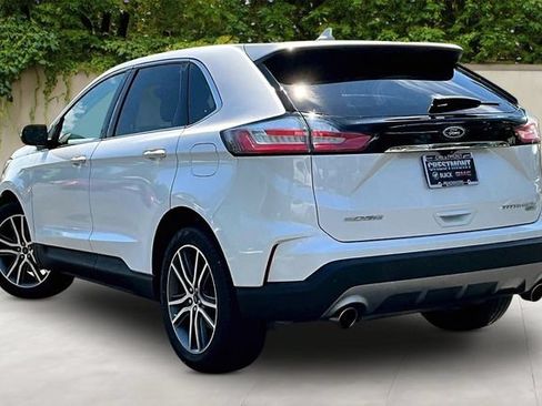 Used 2019 Ford Edge Titanium w/ Cold Weather Package AWD/4WD image 4
