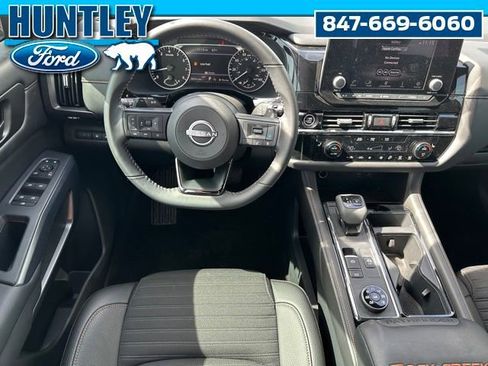 Used 2025 Nissan Pathfinder Rock Creek AWD/4WD image 15