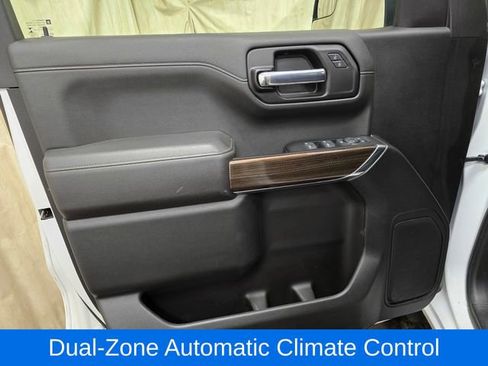 Used 2022 Chevrolet Silverado 1500 LT image 13