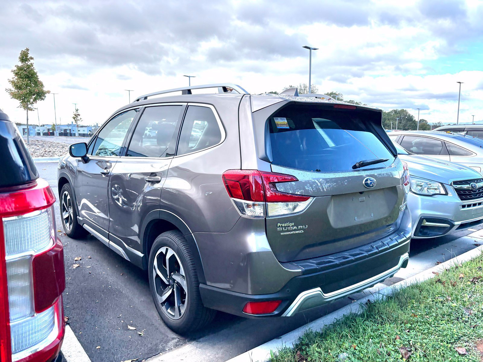 Used 2023 Subaru Forester Touring w/ Popular Package #3 AWD/4WD image 4
