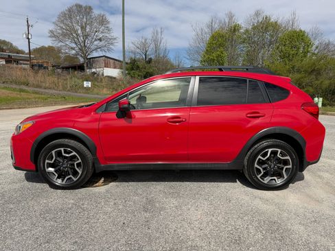 Used 2016 Subaru Crosstrek 2.0i Premium w/ Special Edition AWD/4WD image 2