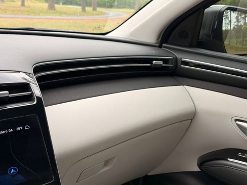Used 2024 Hyundai Tucson Limited AWD/4WD image 23