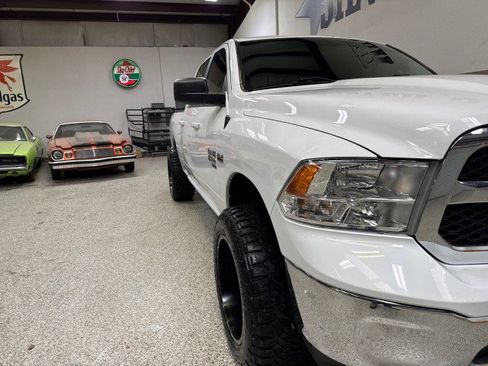 Used 2020 RAM 1500 Classic SLT image 47
