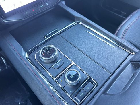 New 2024 Ford Expedition Limited image 25