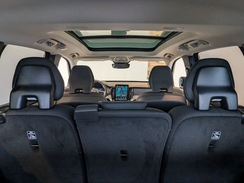 New 2026 Volvo XC90 B6 Plus w/ Protection Package image 30