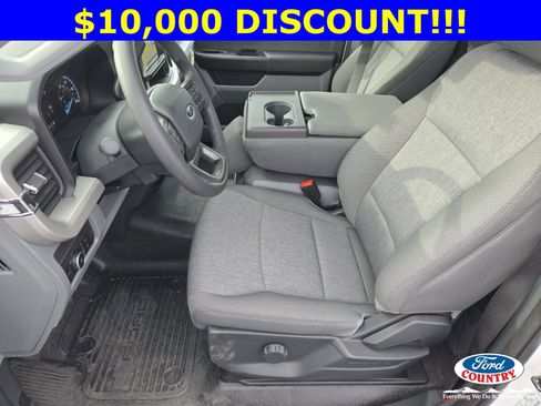 New 2025 Ford F550 XL w/ XL Chrome Package image 6