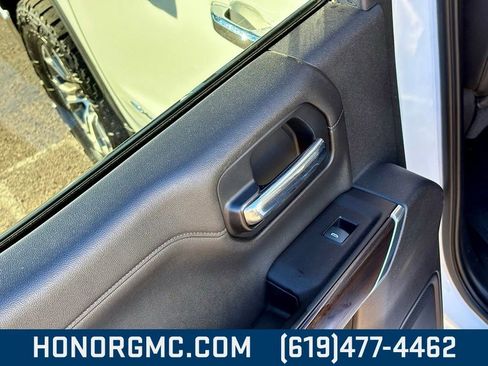 Used 2019 GMC Sierra 1500 SLT w/ X31 Off-Road Package image 19