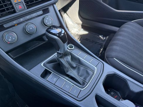 Used 2022 Volkswagen Jetta Sport FWD image 17