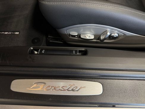 Used 2013 Porsche Boxster RWD image 45