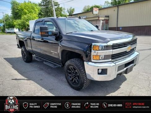 Used 2017 Chevrolet Silverado 2500 LT AWD/4WD image 3