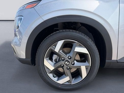 New 2026 Hyundai Venue SEL FWD image 9