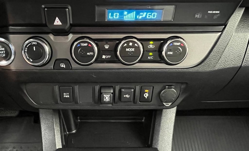 Used 2023 Toyota Tacoma TRD Sport AWD/4WD image 19