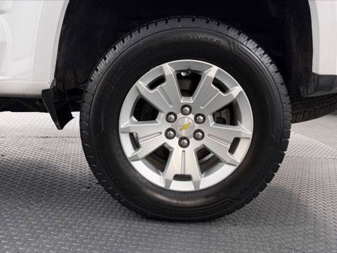 Used 2022 Chevrolet Colorado LT w/ Fleet Safety Package RWD image 33