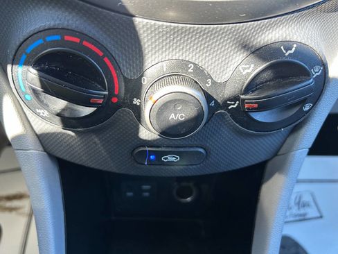 Used 2017 Hyundai Accent SE image 25