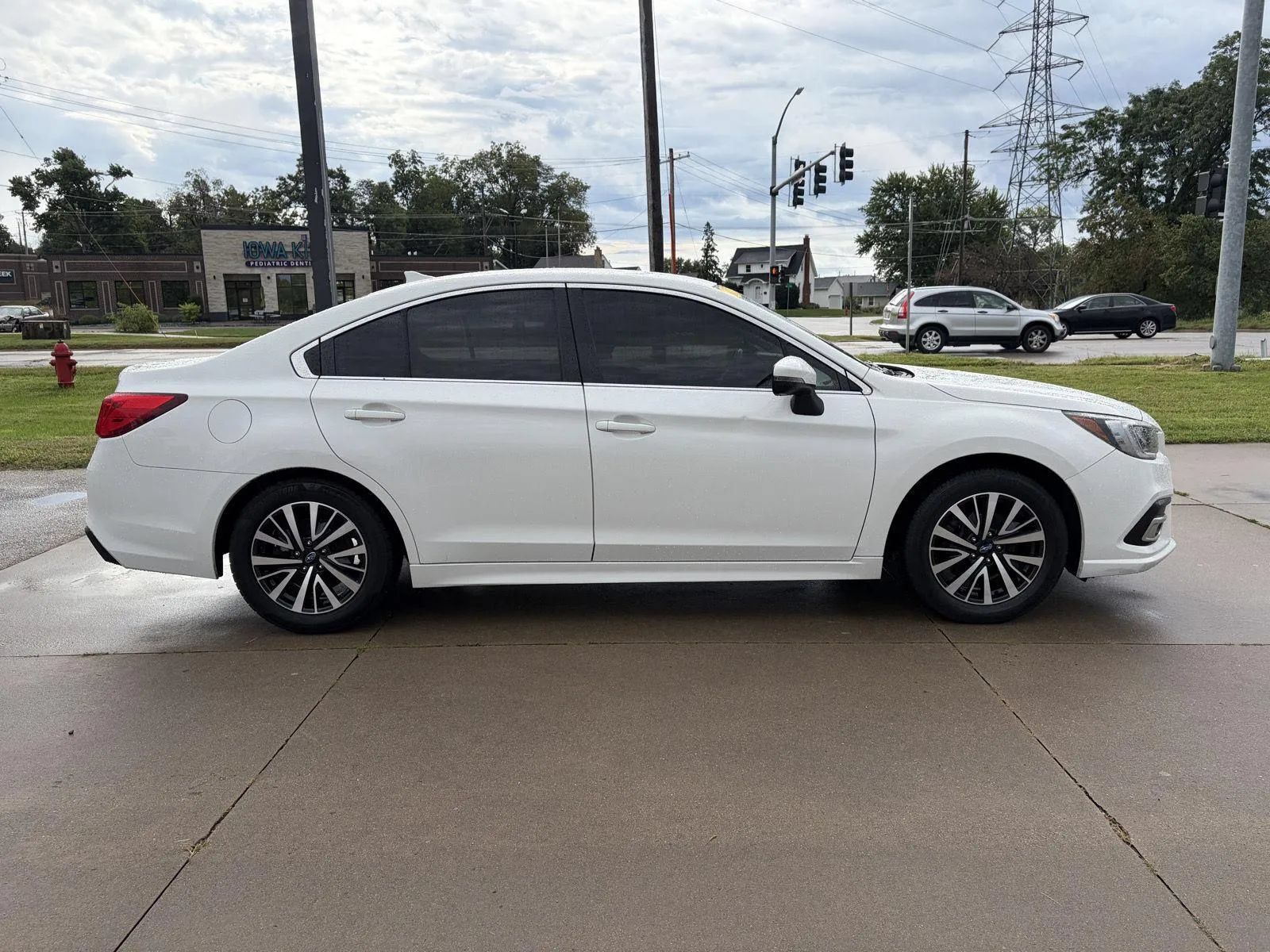 Used 2018 Subaru Legacy 2.5i Premium w/ Eyesight & BSD & Rcta & HBA AWD/4WD image 4