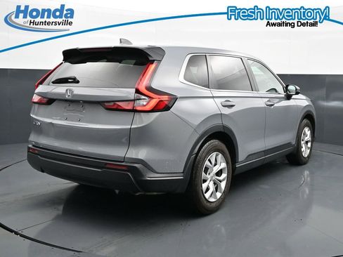 Used 2025 Honda CR-V LX image 10