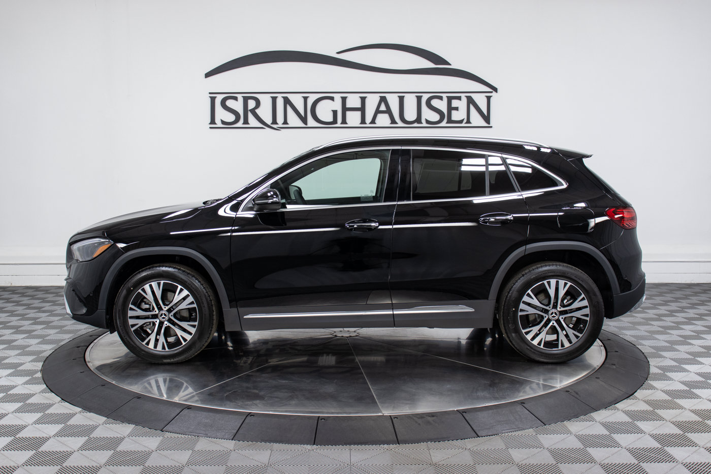 Used 2025 Mercedes-Benz GLA 250 4MATIC image 8