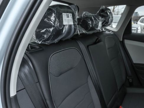 New 2026 Volkswagen Taos SE AWD/4WD image 37
