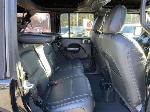 Used 2021 Jeep Wrangler Unlimited Sport image 42