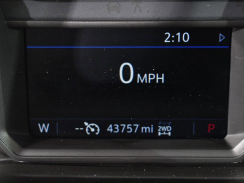 Used 2021 GMC Sierra 2500 SLE w/ SLE Value Package; image 28