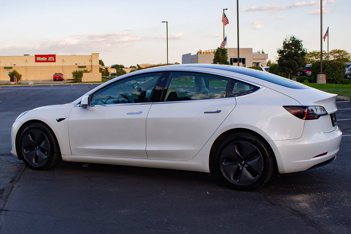 Used 2020 Tesla Model 3 Long Range AWD/4WD image 6