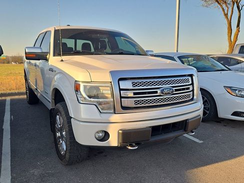 Used 2014 Ford F150 Platinum image 4