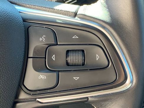 Used 2023 Buick Encore GX Select image 29