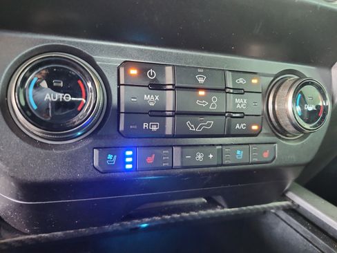 Used 2019 Ford F150 Raptor w/ Equipment Group 802A Luxury AWD/4WD image 30