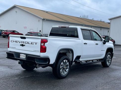 Used 2025 Chevrolet Silverado 2500 Custom w/ Custom Value Package image 11