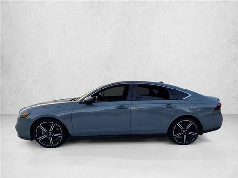 Used 2024 Honda Accord Sport image 8