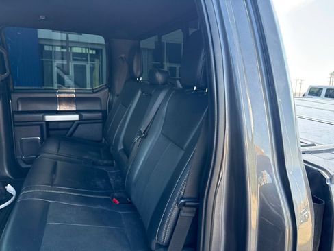 Used 2022 Ford F250 Lariat w/ Lariat Ultimate Package AWD/4WD image 12