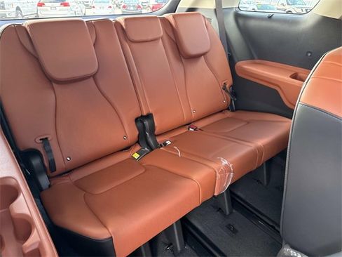 New 2026 Kia Carnival SX image 19