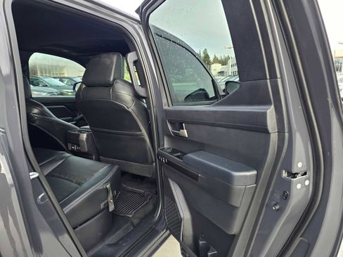 Certified 2025 Toyota Tacoma TRD Off-Road w/ TRD Off Road Premium Package image 14