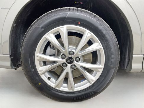 Used 2025 Audi Q3 2.0T Premium image 33