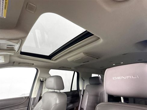 Used 2018 GMC Yukon Denali w/ Denali Ultimate Package image 6