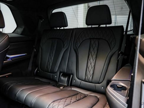 Used 2026 BMW X7 M60i AWD/4WD image 82