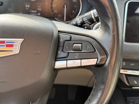 Used 2021 Cadillac XT4 Premium Luxury AWD/4WD image 39
