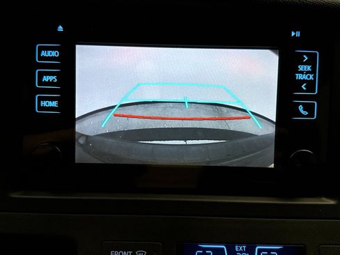 Used 2017 Toyota Sienna XLE Premium w/ Protection Package AWD/4WD image 10