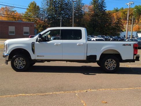 Used 2024 Ford F250 Lariat image 7