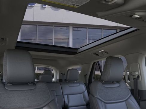 New 2026 Ford Explorer Active w/ Active Comfort Package AWD/4WD image 22