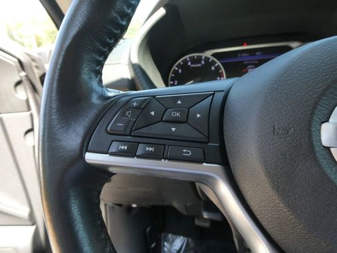 Used 2021 Nissan Sentra SV FWD image 16