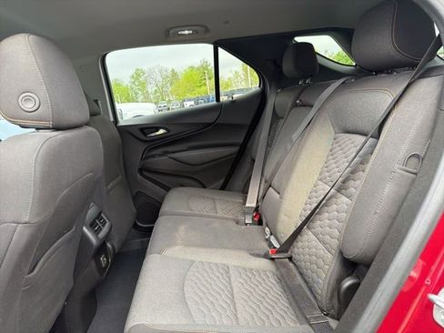 Used 2021 Chevrolet Equinox LT AWD/4WD image 14