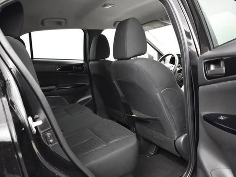 Used 2024 Mitsubishi Eclipse Cross LE AWD/4WD image 18