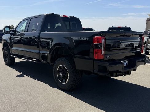 New 2026 Ford F250 Platinum w/ Tremor Off-Road Package AWD/4WD image 5