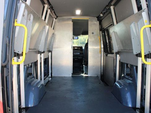 Used 2019 Mercedes-Benz Sprinter 144 image 14