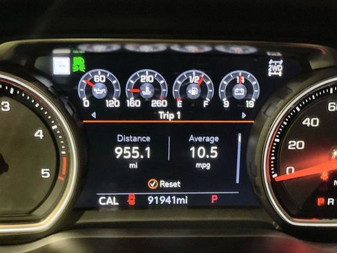 Used 2022 Chevrolet Silverado 2500 High Country w/ Safety Package II image 12